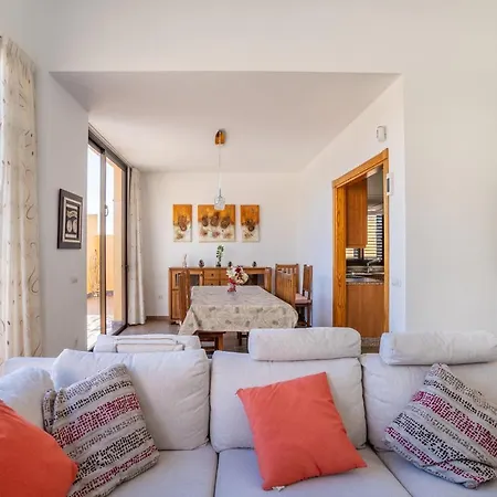 Villa De Las Flores